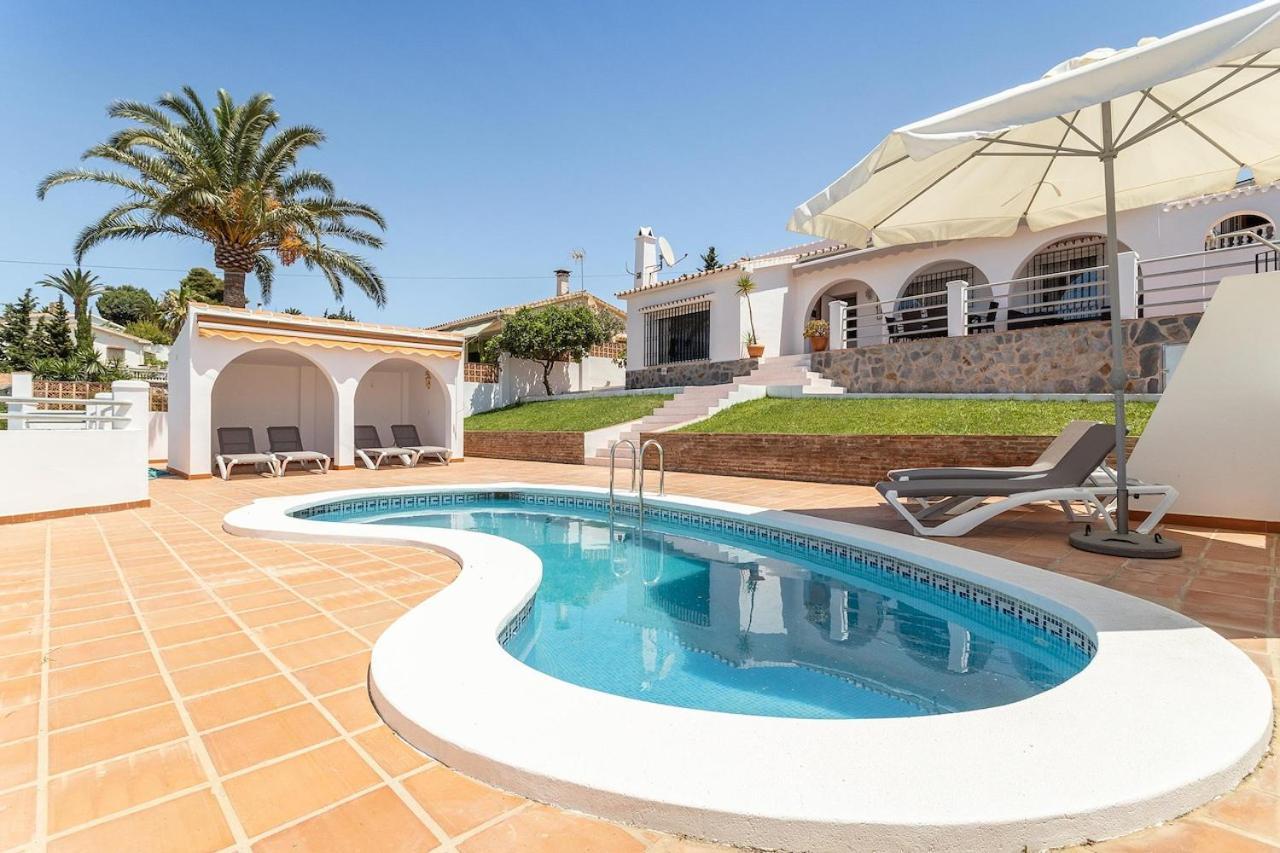 Вилла Casa Vistas Axarquia Велес Экстерьер фото